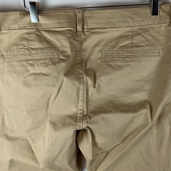 NWT Old Navy Mid-Rise Boot-Cut Khakis for Women (16 short) - Picture 11 of 16